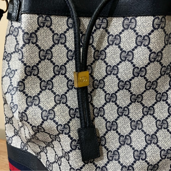 Rare Authentic Gucci Supreme Monogram Women’s Bucket Drawstring Vintage Bag - Picture 2 of 14